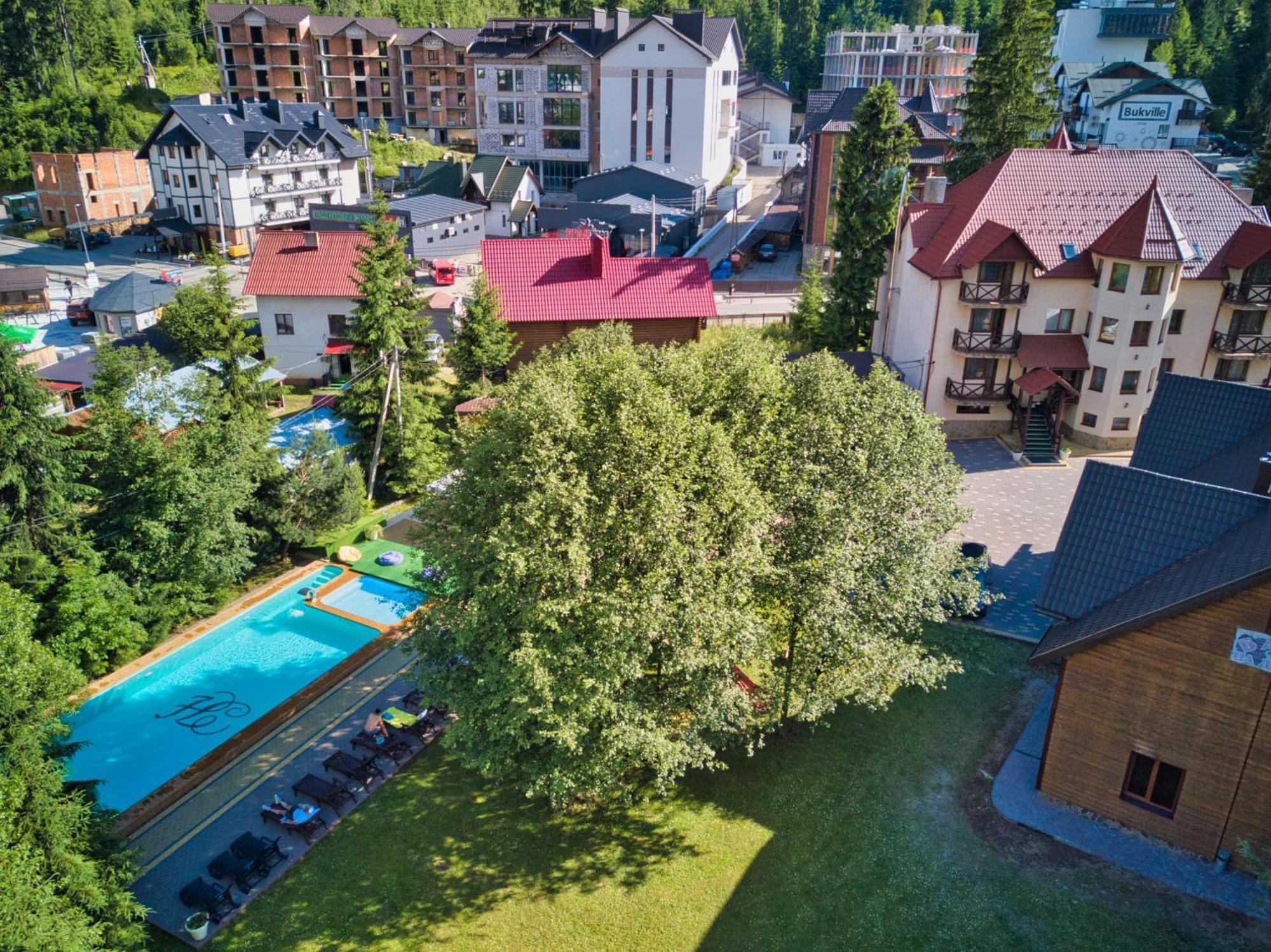 Новий Буковель Экстерьер фото